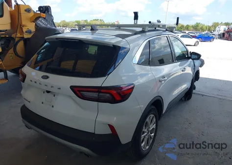 2024 Ford Escape Active z USA, uszkodzony, nr VIN 1FMCU0GN9RUA75235